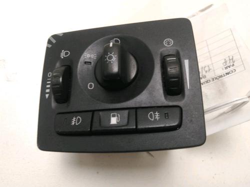 Used Headlight switch VOLVO S40 II (544) 1.6 D (110 hp) 18477988