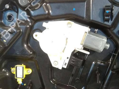 Used Front right window mechanism Front right window mechanism FIAT FREEMONT (345_) 2.0 JTD (170 hp) 20653750 20653750