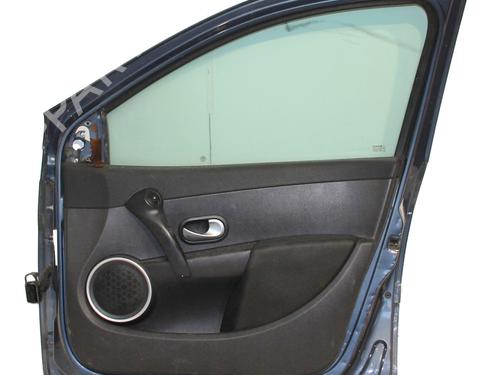 Dør højre fortil Dør højre fortil RENAULT CLIO III (BR0/1, CR0/1) 1.5 dCi (C/BR0G, C/BR1G) (68 hp) 36486310 36486310