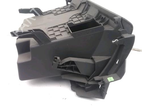 Used Glove box Glove box RENAULT TRAFIC III Van (FG_) 1.6 dCi 140 (FGMA, FGMC) (140 hp) 33860323 33860323