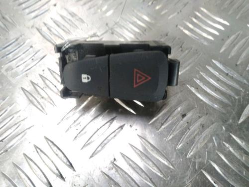 Used Warning switch Warning switch DACIA SANDERO II 1.5 dCi (90 hp) 13302091 13302091
