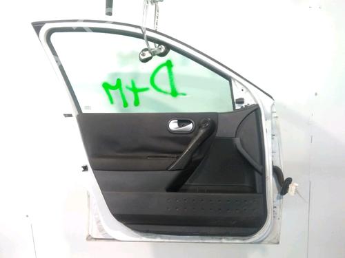 Left front door RENAULT MEGANE II Estate (KM0/1_) 1.5 dCi (KM1F) | BP28082493C2 