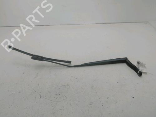 Used Front windshield wiper arm RENAULT MEGANE III Hatchback (BZ0/1_, B3_) 1.5 dCi (BZ09, BZ0D, BZ1W, BZ29, BZ14) (110 hp) 32377076