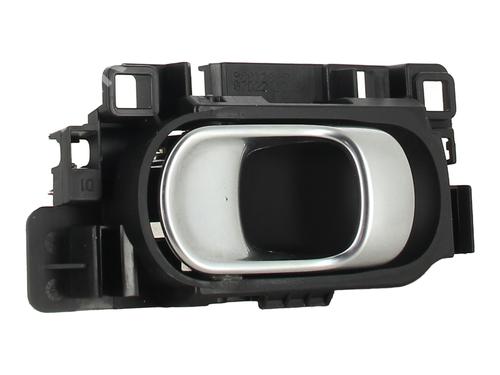 Used Rear right interior door handle Rear right interior door handle CITROËN C3 III (SX) 1.2 PureTech 82 (83 hp) 33727840 33727840