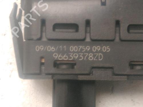 Used Right rear window switch Right rear window switch 27332427 27332427