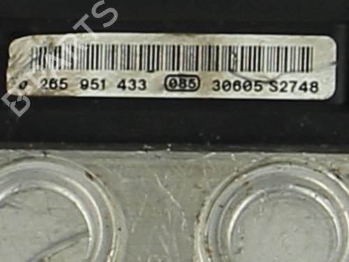 Used ABS pump PEUGEOT 3008 I MPV (0U_) 1.6 HDi (109 hp) 31152060