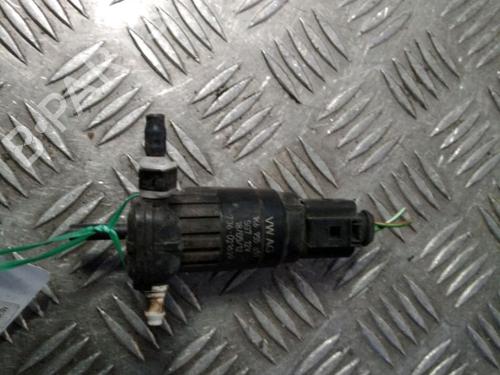 Used Washer pump Washer pump VW GOLF VI (5K1) 1.6 TDI (105 hp) 14904417 14904417