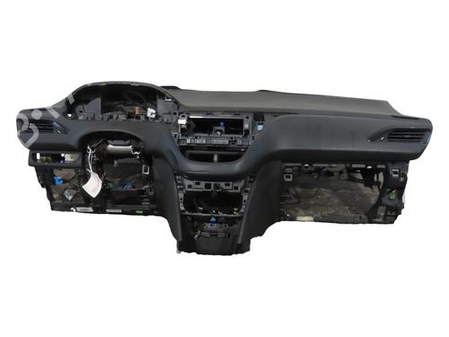 Used Dashboard Dashboard 37675846 37675846