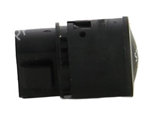 Used Switch Switch RENAULT CAPTUR I (J5_, H5_) 0.9 TCe 90 (90 hp) 32715617 32715617