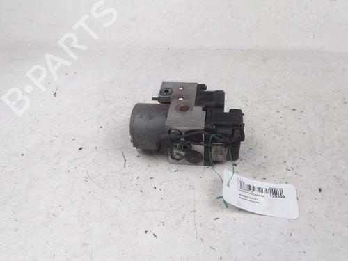 Used ABS pump PEUGEOT 306 Hatchback (7A, 7C, N3, N5) [1993-2003]  15750404