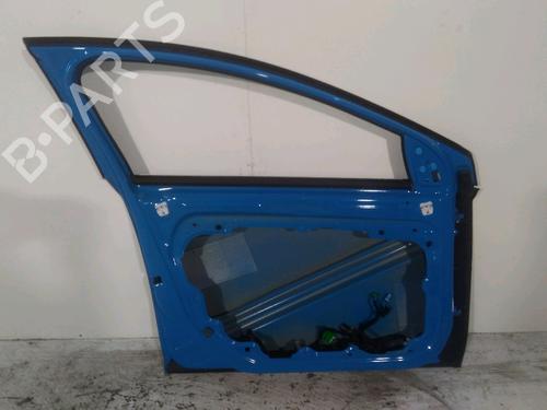 Used Left front door VOLVO V40 Hatchback (525) T2 (122 hp) 33222332