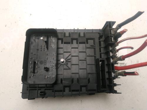 Used Fuse box Fuse box AUDI A3 (8P1) 2.0 TDI 16V (140 hp) 22693831 22693831