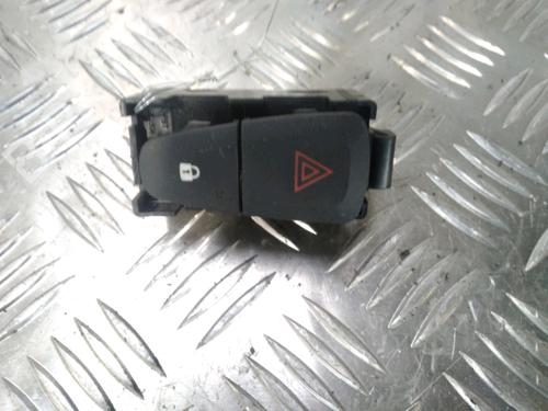 Used Warning switch DACIA SANDERO II 1.5 dCi (90 hp) 13302091