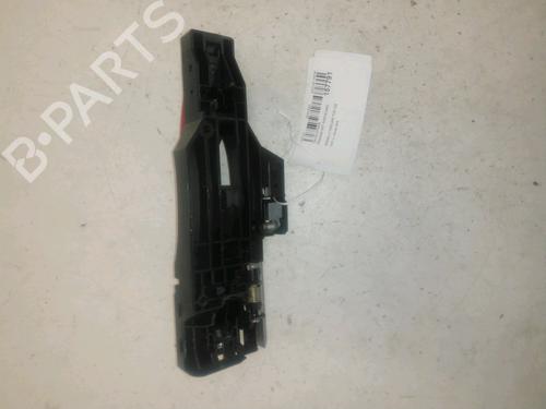 Maneta exterior trasera derecha RENAULT KADJAR (HA_, HL_) 1.2 TCe 130 (HLMR) (130 hp) 28121297