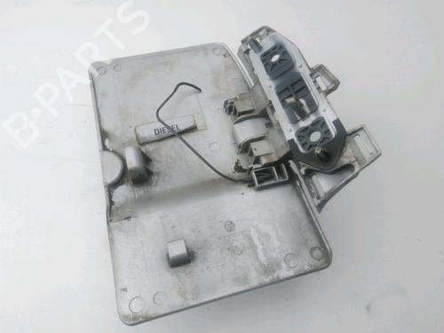 Used Fuel flap Fuel flap 39157705 39157705