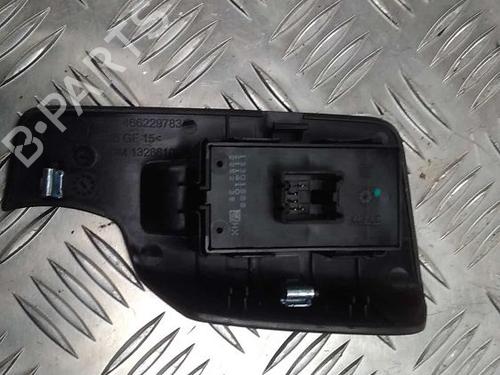Used Left rear window switch Left rear window switch OPEL MERIVA B MPV (S10) 1.7 CDTI (75) (110 hp) 15756283 15756283