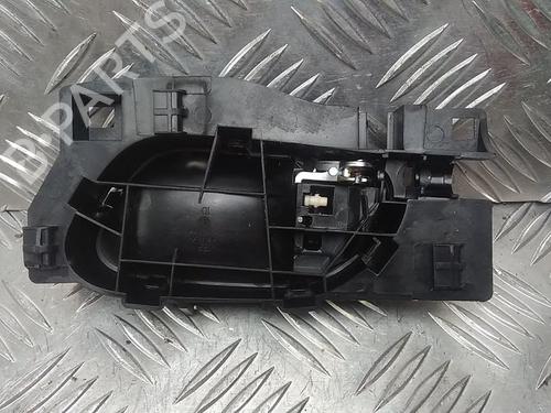 Used Front right interior door handle Front right interior door handle PEUGEOT 5008 (0U_, 0E_) 1.6 HDi (112 hp) 11517858 11517858