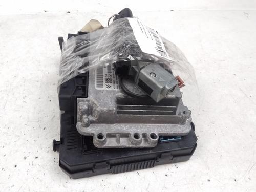 Used Engine control unit (ECU) PEUGEOT 307 (3A/C) 1.6 HDi (90 hp) 15746634