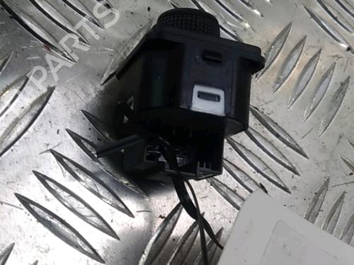 Mirror switch SEAT ARONA (KJ7, KJP) 1.0 TSI | BP14964136I25 
