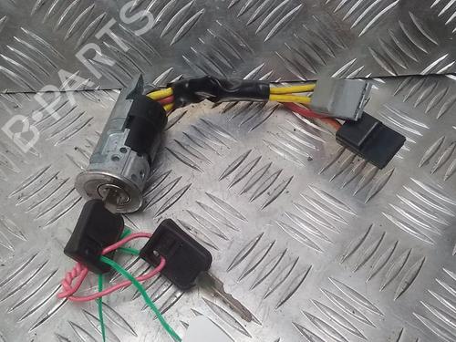Used Ignition barrel RENAULT CLIO I (B/C57_, 5/357_) 1.9 D (B/C/S576, B/C/S57L) (64 hp) 23334284