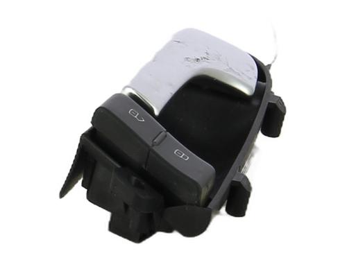 Front left interior door handle AUDI A3 Convertible (8P7) 1.8 TFSI | BP32129390I13 - Image 3