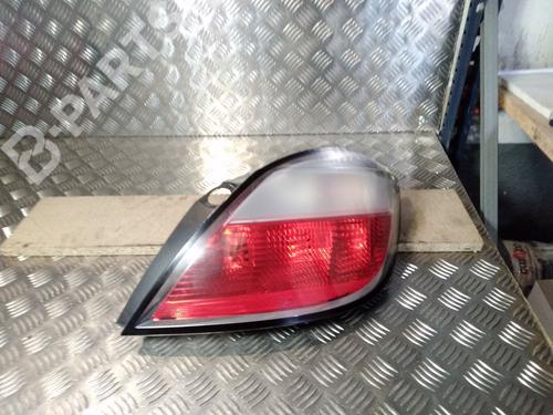 Used Right taillight OPEL ASTRA H (A04) 1.7 CDTI (L48) (100 hp) 11171037