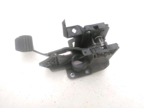 Used Break pedal Break pedal RENAULT TWINGO III (BCM_, BCA_) 1.0 SCe 70 (71 hp) 29389270 29389270