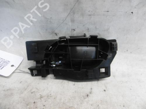 Used Rear right interior door handle Rear right interior door handle 15756162 15756162