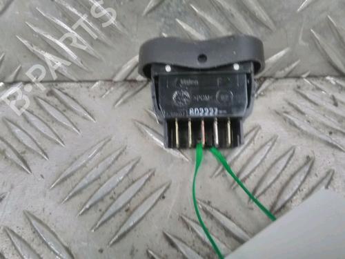 Used Left front window switch DACIA SANDERO 1.5 dCi (88 hp) 14928873