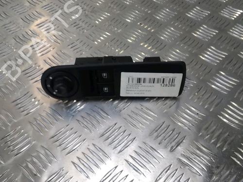 Used Left front window switch RENAULT CLIO IV (BH_) 1.5 dCi 75 (75 hp) 12235559