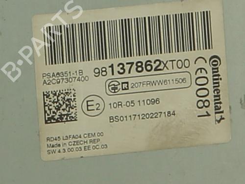 Used Radio Radio CITROËN BERLINGO Box Body/MPV (B9) 1.6 BlueHDi 100 (99 hp) 40484633 40484633