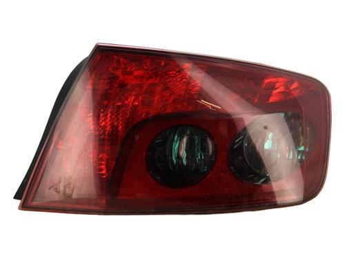 Right taillight PEUGEOT 407 (6D_) 1.8 (6D6FZB) | BP31961845C35