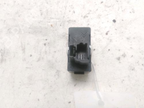 Used Right rear window switch Right rear window switch PEUGEOT 307 (3A/C) 2.0 HDi 110 (107 hp) 27531000 27531000