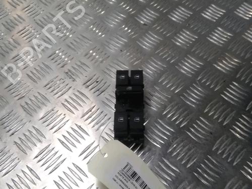 Used Left front window switch VW POLO V (6R1, 6C1) 1.6 TDI (90 hp) 13081886