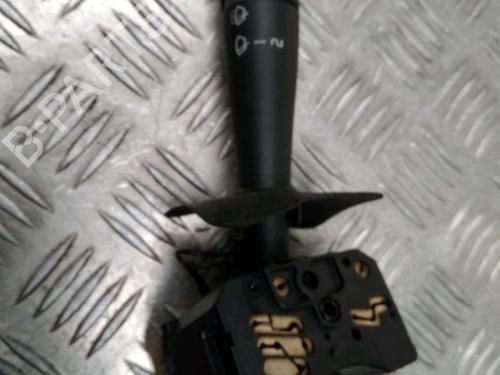 Used Steering column stalk RENAULT SCÉNIC I MPV (JA0/1_, FA0_) 1.9 dCi (JA05, JA1F) (102 hp) 17372593