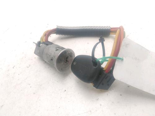 Contactslot RENAULT MEGANE I (BA0/1_) 1.6 16V (BA04, BA0B, BA11, BA1J, BA16, BA19, BA1K, BA1V,... (107 hp) 27394367