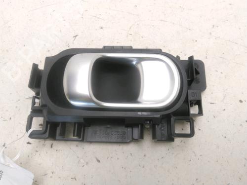 Used Rear right interior door handle Rear right interior door handle CITROËN C3 III (SX) 1.5 BlueHDi 100 (SXYHYP, SXYHTU) (102 hp) 29551610 29551610