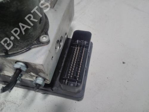 Used ABS pump MERCEDES-BENZ C-CLASS (W203) C 200 CDI (203.007) (122 hp) 15749811