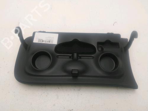 Used Glove box Glove box 25706100 25706100