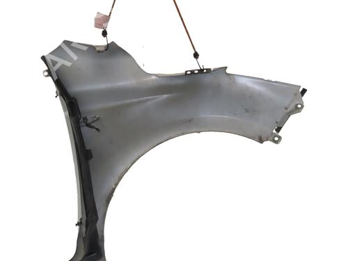 Used Left front fenders Left front fenders 37624523 37624523