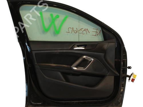Dør venstre fortil PEUGEOT 308 II (LB_, LP_, LW_, LH_, L3_) 1.6 BlueHDi 120 (120 hp) 31372388