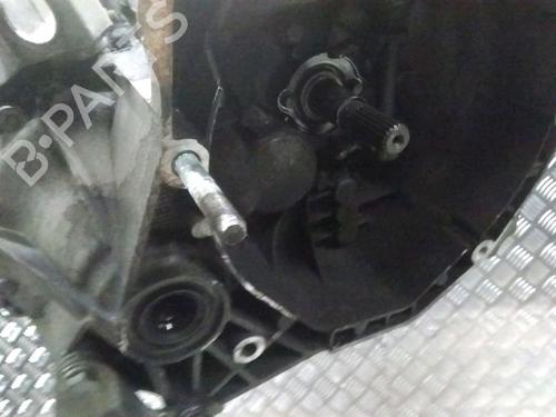 Used Gearbox Gearbox FIAT PUNTO EVO (199_) 1.3 D Multijet (199AXC1A, 199BXC1A, 199AXT1A, 199BXT1A) (75 hp) 22774924 22774924