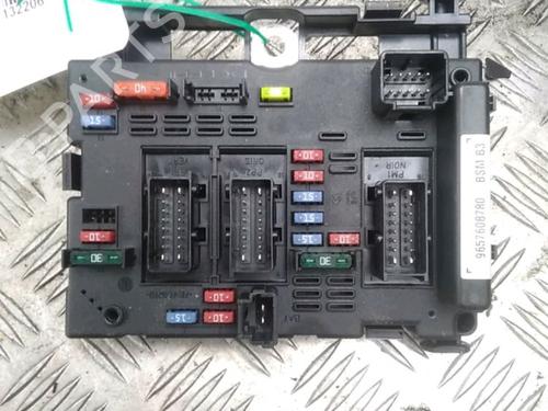 Used Fuse box Fuse box PEUGEOT 206+ (2L_, 2M_) 1.4 i (73 hp) 23180335 23180335