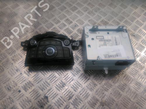 Used Radio CHEVROLET CRUZE (J300) 2.0 CDI (163 hp) 17823849