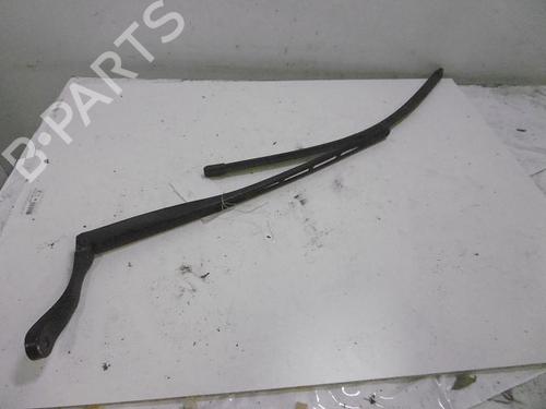 Used Front windshield wiper arm CITROËN C4 I (LC_) 2.0 HDi (136 hp) 15760147