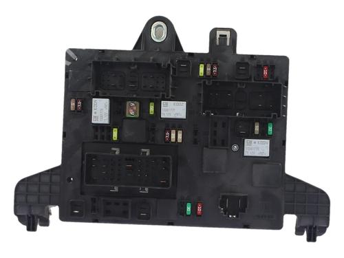 Used Fuse box Fuse box 37480229 37480229
