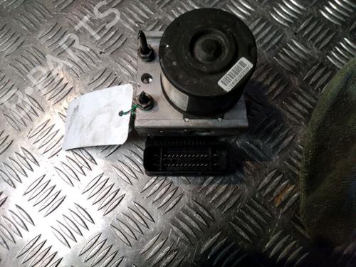 Used ABS pump ABS pump VW GOLF V (1K1) 1.9 TDI (90 hp) 11825261 11825261