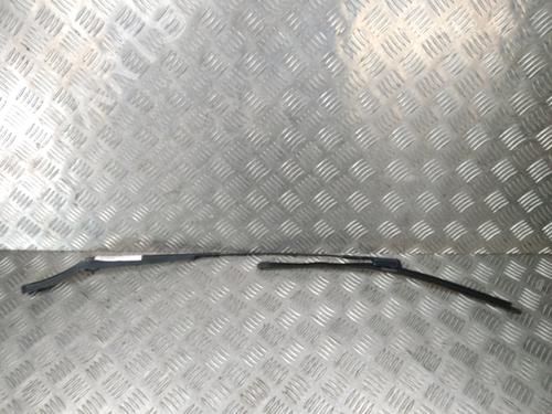 Used Front windshield wiper arm VW GOLF VI (5K1) 1.6 TDI (105 hp) 14903003