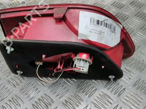 Used Left tailgate light Left tailgate light 13083191 13083191