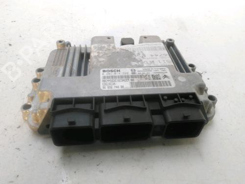 Used Engine control unit (ECU) PEUGEOT 3008 I MPV (0U_) 1.6 HDi (109 hp) 29469412